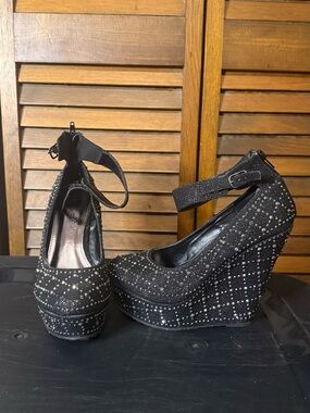 Dream Pairs Black Rhinestone Ankle-Strap Wedge Heels